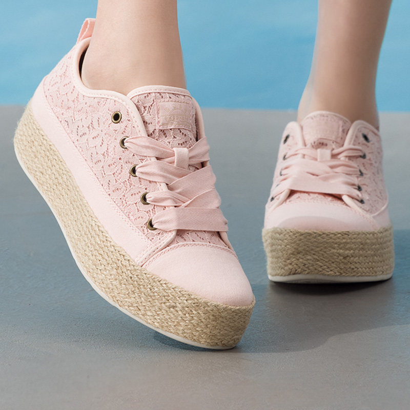 Skechers斯凯奇女鞋板鞋春款BOBS SESAME系列女士透气蕾丝休闲,女鞋,时尚休闲鞋,淘宝优惠券,粉丝福利购,淘宝优惠卷