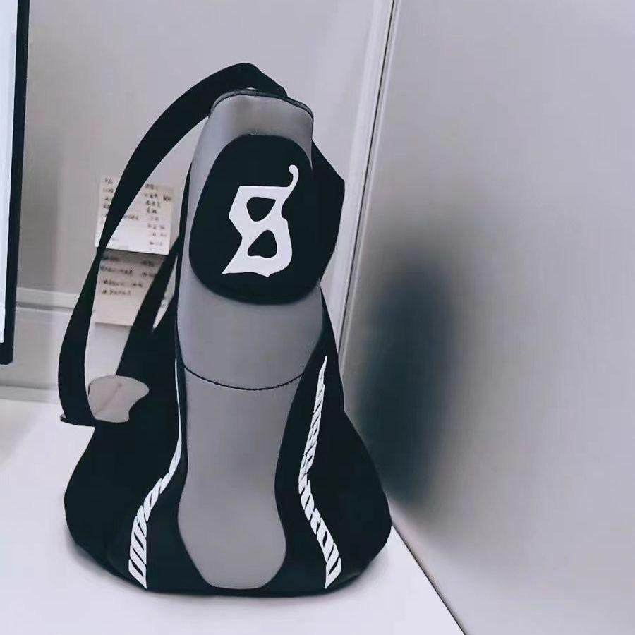 美伢FUZZYKON原创设计黑色机能拼色斜挎动运包托特包潮酷尼龙包女