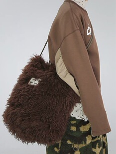 韩国小众设计复古流苏包包女高级感小众设计单肩斜挎包百搭腋下包