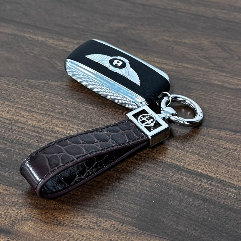 汽车钥匙扣真皮挂绳鳄鱼纹钥匙皮绳简约挂件 高档H镂空车钥匙防丢