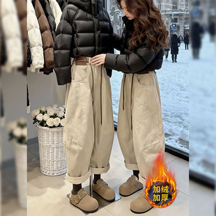 米白色工装牛仔裤女冬季新款大码胖mm加绒加厚小个子九分阔腿裤