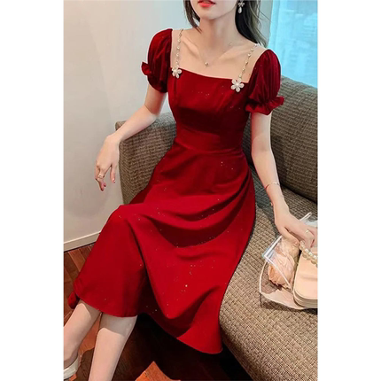酒红色连衣裙2024新款新娘敬酒服订婚礼服连衣裙小个子平时可穿女