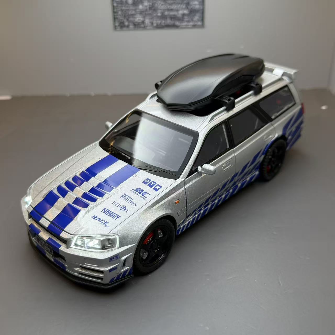GTR-34旅行车合金瓦罐车模型玩具