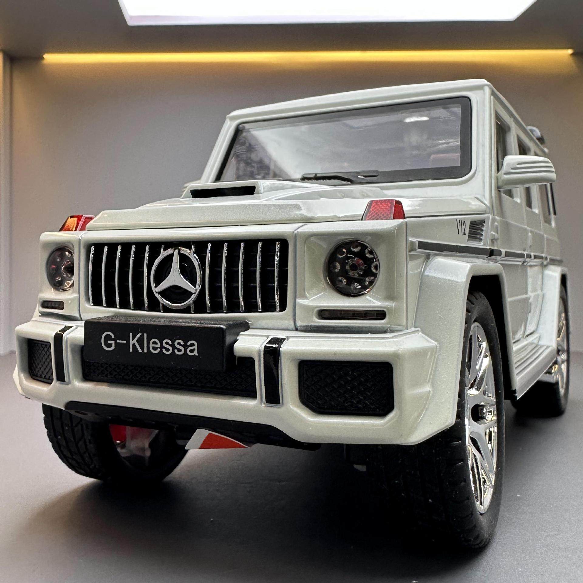 潮玩合金汽车模型1:24奔驰g63收藏摆件儿童声光玩具金属越野车大g