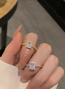 Luxury Classic Moissanite Wedding Engagement Rings for Women