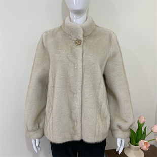 小个子妈妈皮草外套2025新款 中老年高贵水貂绒皮毛一体大衣 秋冬装