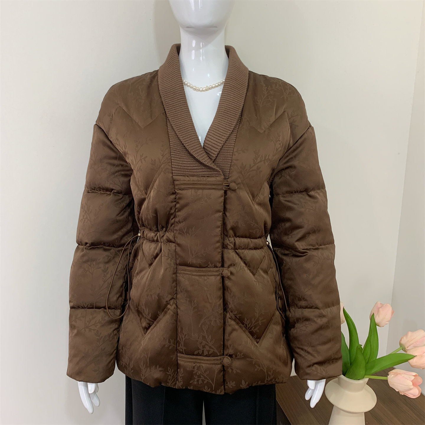 妈妈冬装白鸭绒时尚减龄羽绒服女