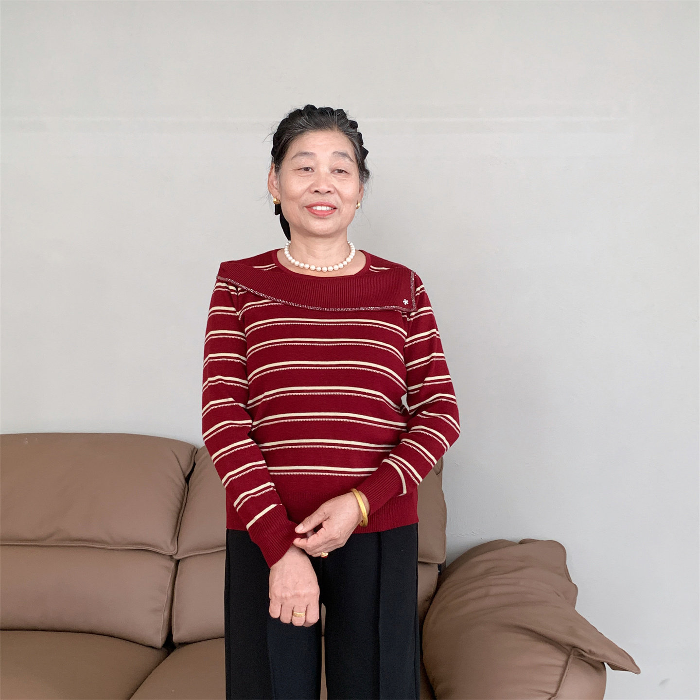 妈妈秋装时尚休闲条纹针织打底衫