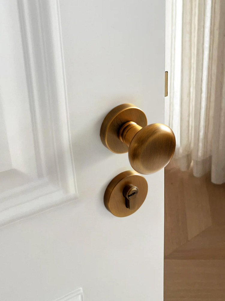 中古室内卧室门锁黄古铜房门球形覆古门把手磁吸静音家用分体锁具