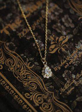 水滴石吊坠项链女气质百搭锁骨链