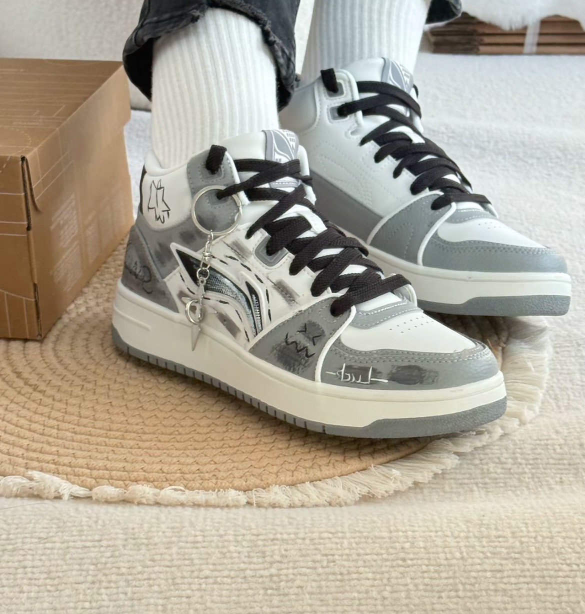 定制球鞋李宁天迹HI恶魔国潮暗黑独特设计中帮 板鞋男款黑灰新