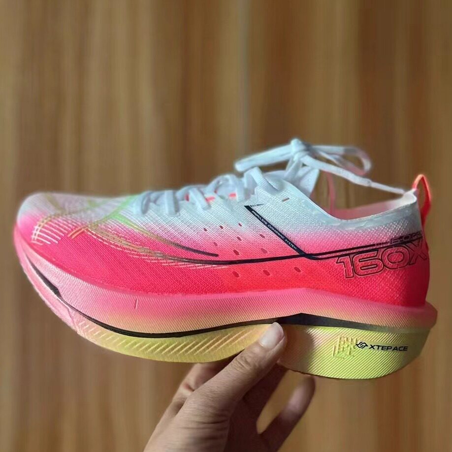 竞速全掌碳板跑鞋男女专业马拉松