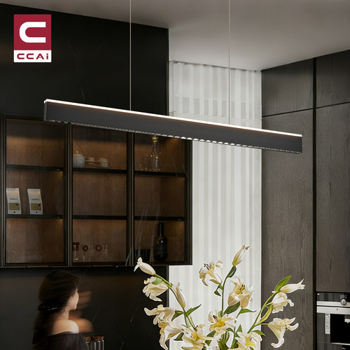 出彩意式极简一字长条餐厅吊灯
