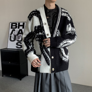 深V领毛衣外套男大码慵懒高级设计感软糯马海毛大码扎染针织开衫