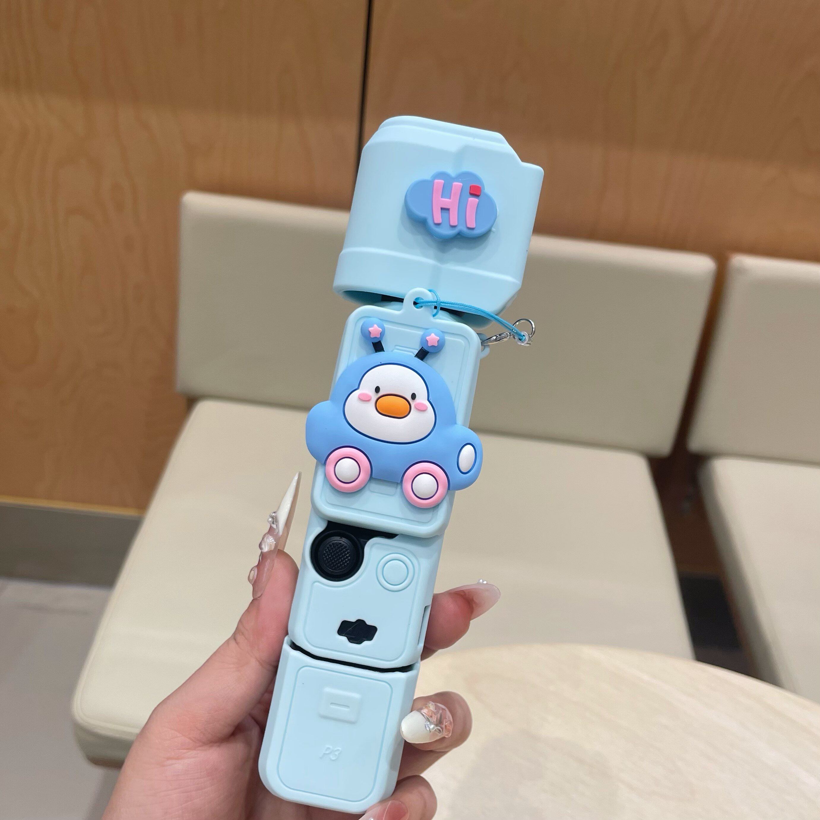 适用大疆Pocket3斜挎保护套可爱小鸭云台防磕硅胶防蹭运动相机壳