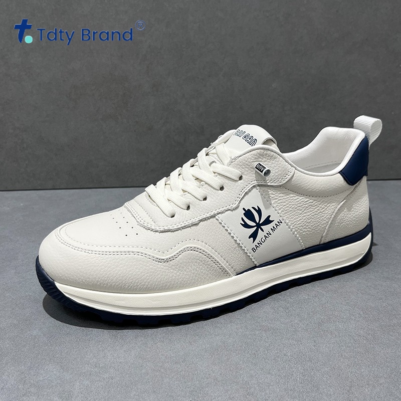 新款时尚轻奢德训鞋男轻便阿甘鞋