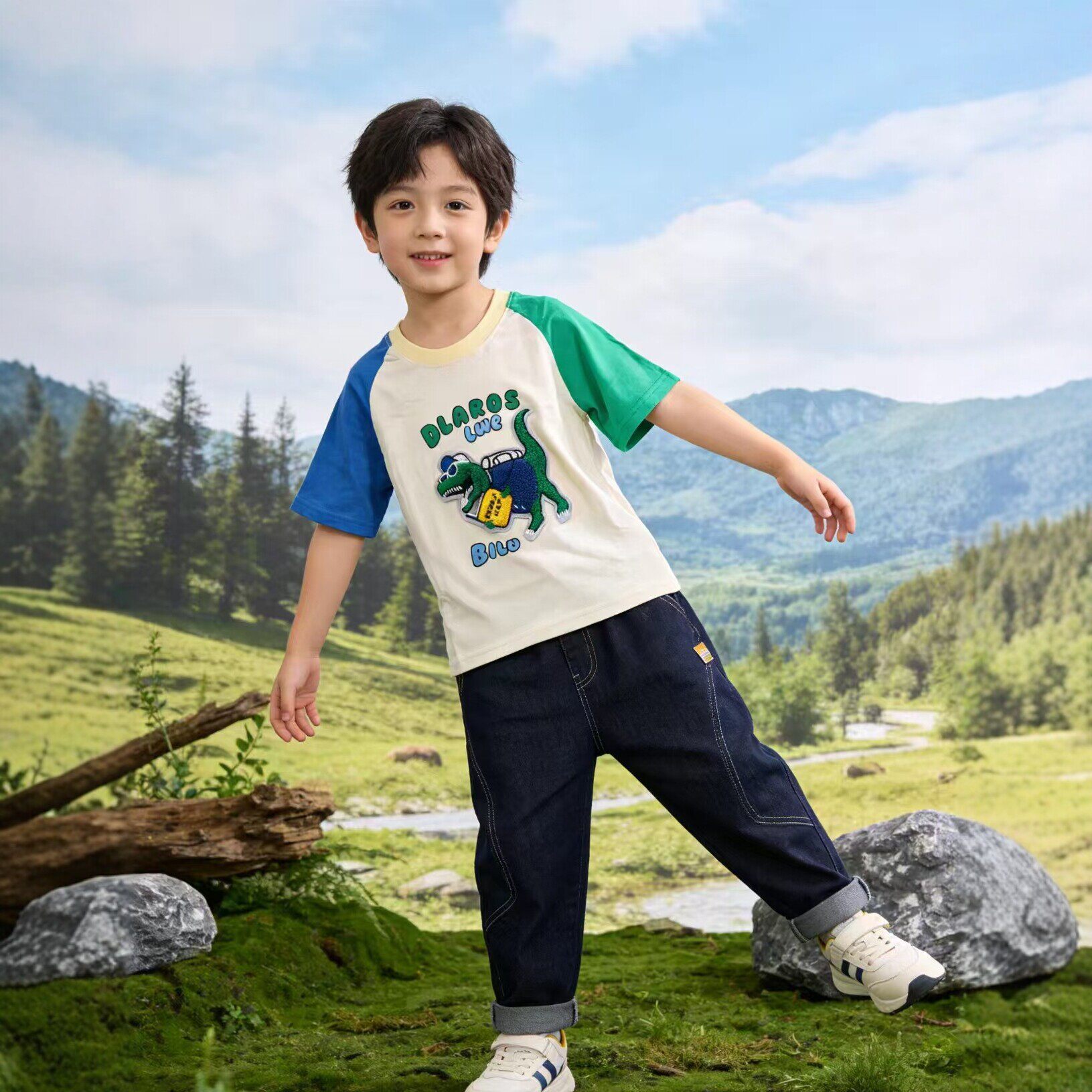 儿童纯棉短袖T恤夏季新款男童女童卡通刺绣贴布洋气潮款童装