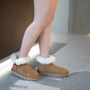 牛角扣桑坡羊皮毛一体雪地靴女加绒加厚时尚百搭保暖抗寒雪地靴