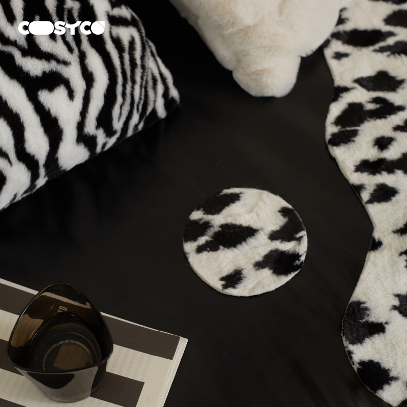 黑白奶牛纹毛绒杯垫吸水隔热垫