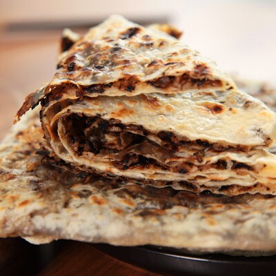 黄山梅干菜扣肉大饼香软好吃馅饼