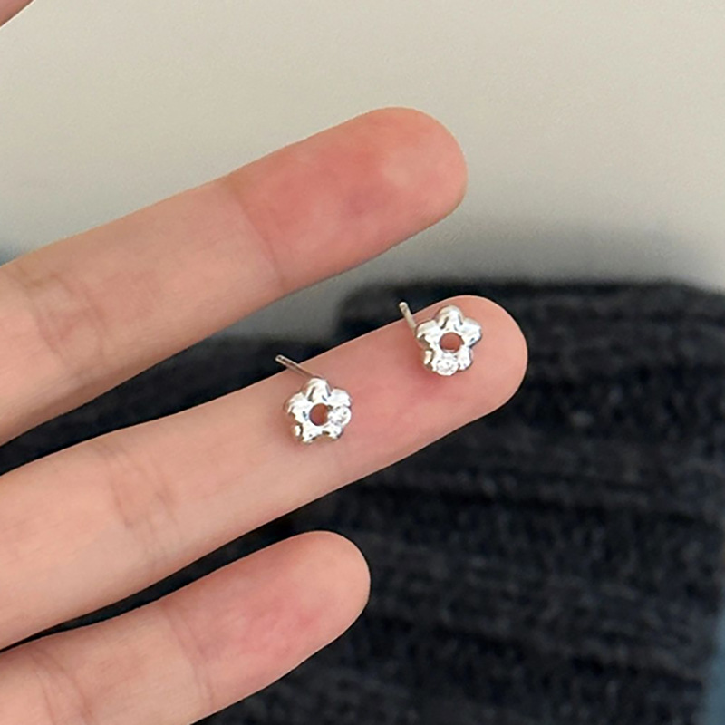 小花耳钉女简约韩版网红同款镂空