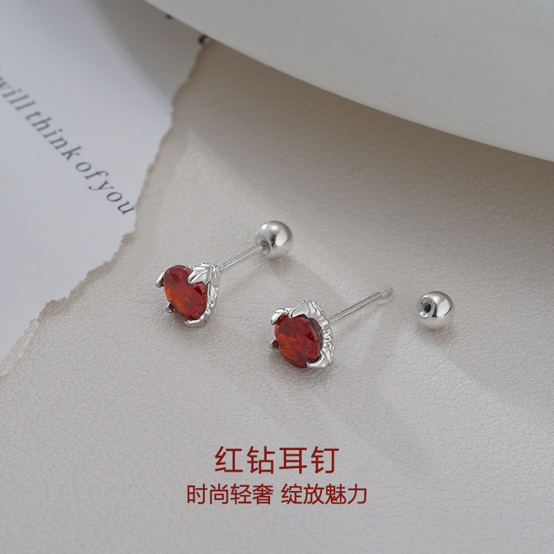 新品新款嘻哈风新年龙爪耳钉男女