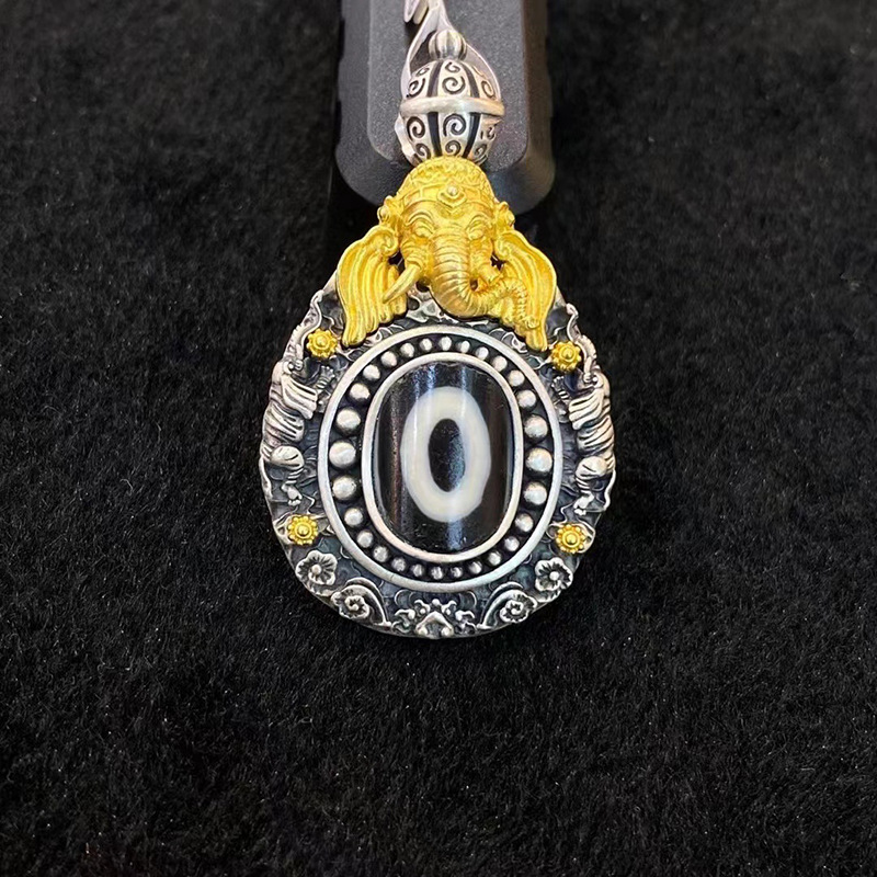 新品新款西藏天珠吊坠象神一眼天