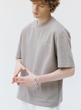 antceee 基础短款BOXY印花圆领短袖 舒适宽松通勤T恤落肩剪裁半袖