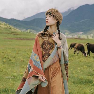 民族风披肩春秋旅游保暖西藏云南仿羊绒披风超大斗篷围巾女复古