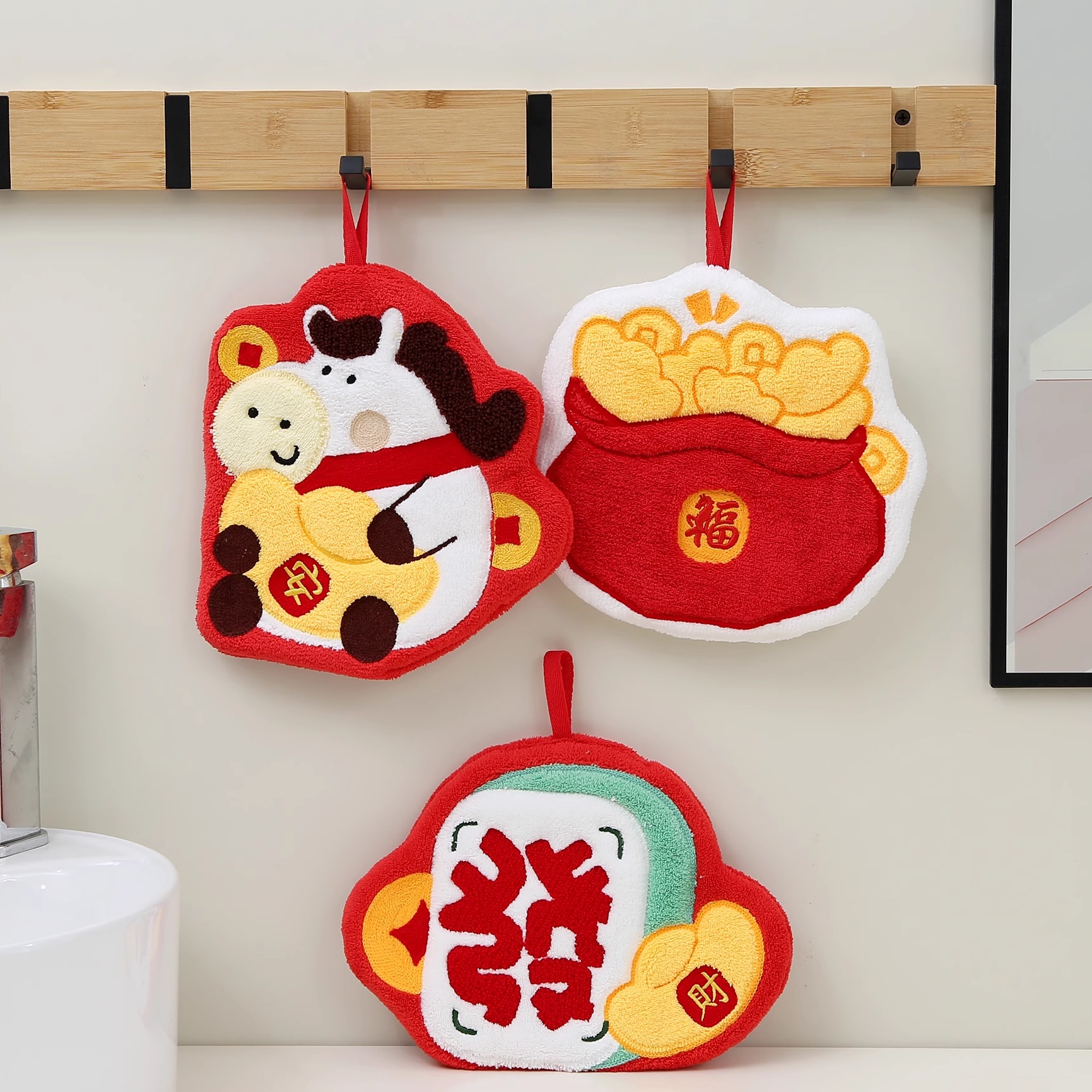 新年加厚喜庆马年手巾挂式毛巾红色可爱厨房卫生间吸水手帕