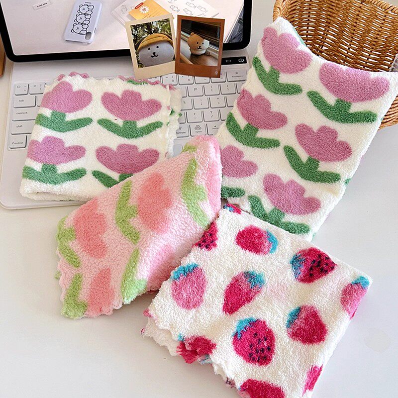 郁金香草莓厨房抹布珊瑚绒擦手巾