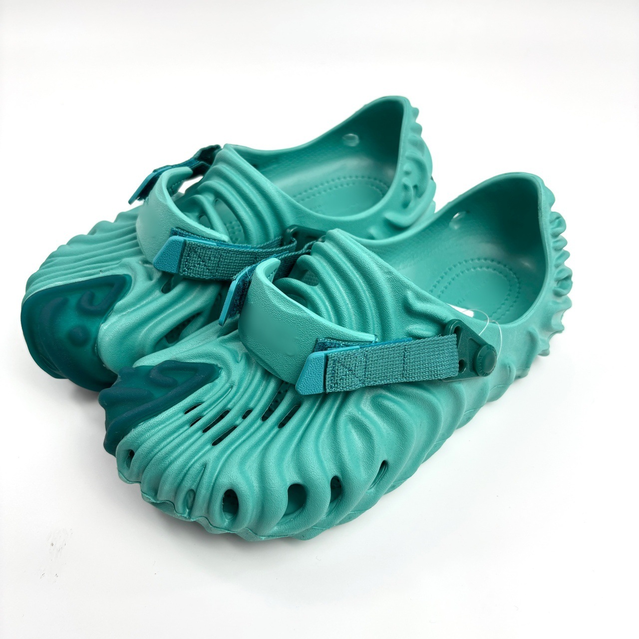 指纹洞洞鞋男白敬同款户外涉水