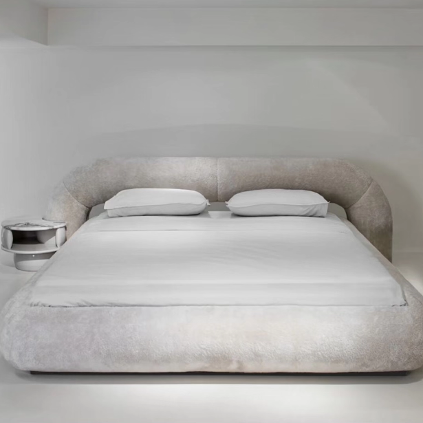 新品意式极简羊羔绒1.8米床别墅轻奢设计师样板房双人床酒店家具