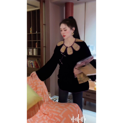 十美 芳华设计新中式国风丝绒拼接上衣FH-A0116