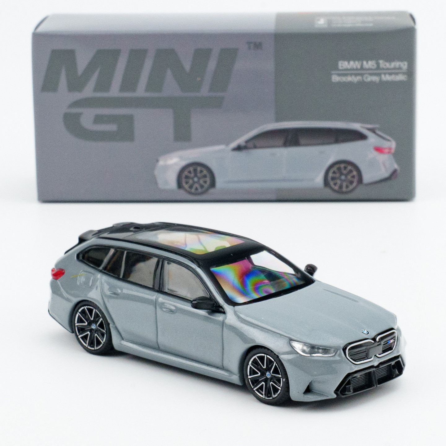 MINIGT164宝马M5合金车模图片