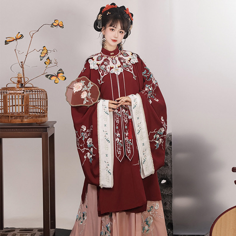 原创汉服女古装中国风立领对襟长衫大袖秋冬款改良明制云肩全套