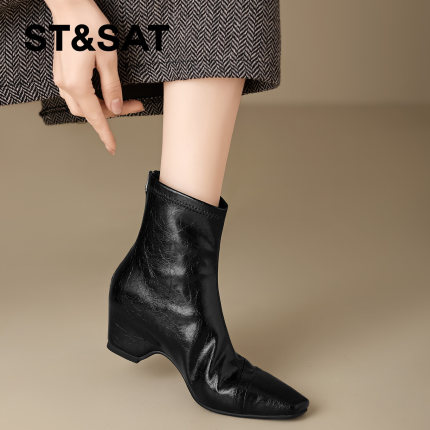 St&Sat/星期六新款短靴女方头内增高粗跟时装靴黑色百搭真皮女靴