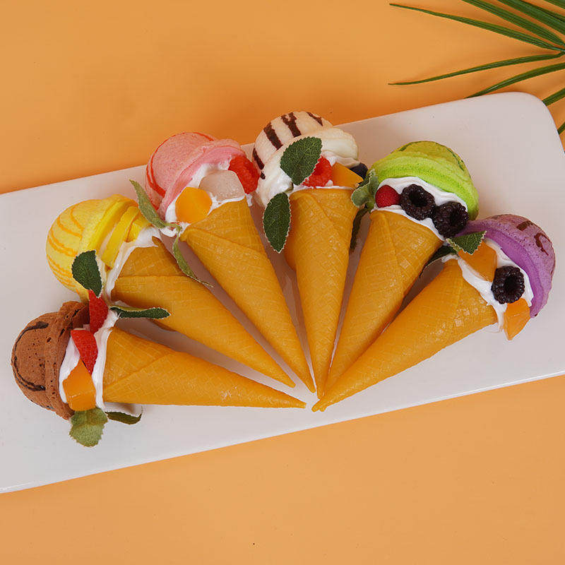 仿真甜品甜筒冰箱贴创意食品哈根达斯冰激凌球蛋筒脆筒模型冰淇淋