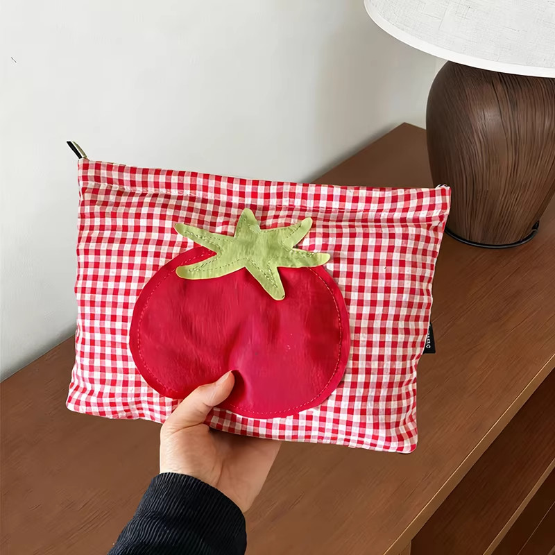 ins可爱番茄化妆包便携式简约手拿包收纳包大容量外出旅行洗漱包