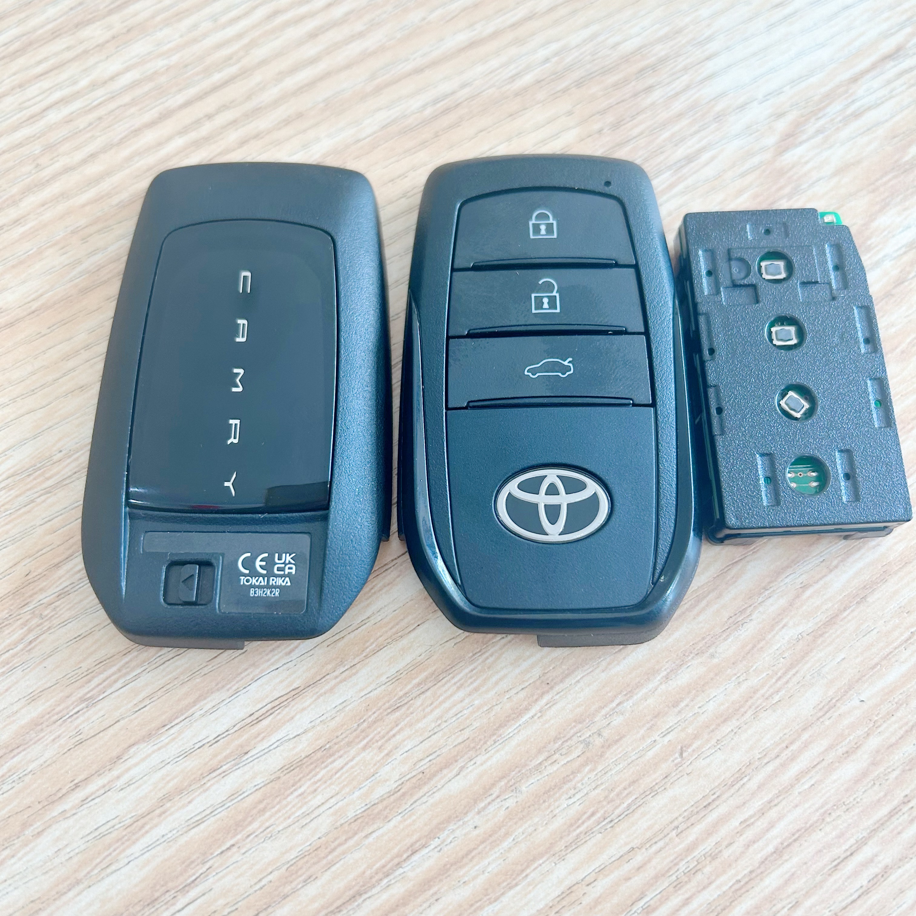 适用25款丰田九代 凯美瑞 亚洲龙 智能卡 板0110遥控器钥匙4A芯片