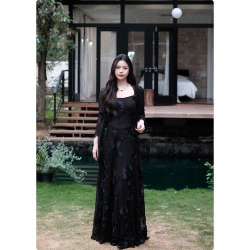 糯米子[曼陀罗]法式立体浮雕刺绣气质轻奢网纱吊带A字大长裙