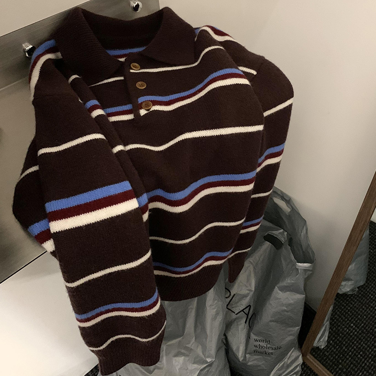 闭眼入系列！咖色条纹三粒扣polo领羊绒毛衣女秋冬复古百搭针织衫