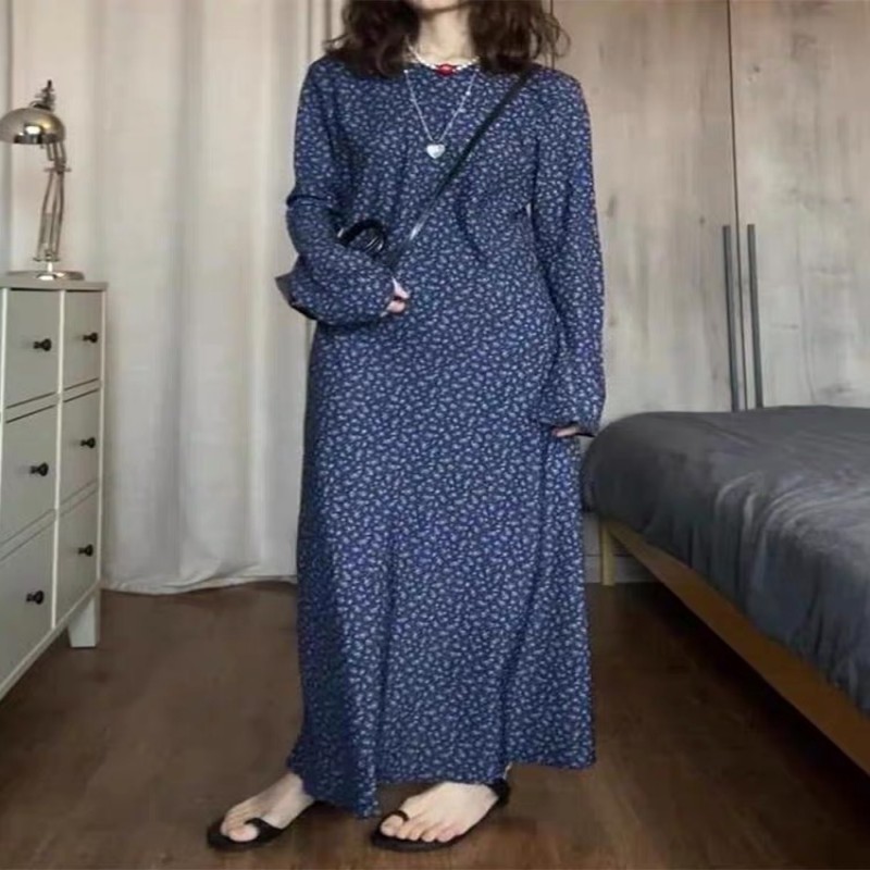 广州十三行爆款~蓝色碎花后V露背连衣裙女夏季冷淡系独特别致长裙