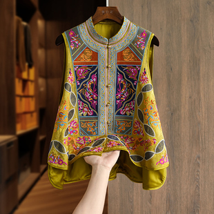 深圳南油轻奢高端货刺绣新中式马甲女坎肩独特别致超好看外穿上衣