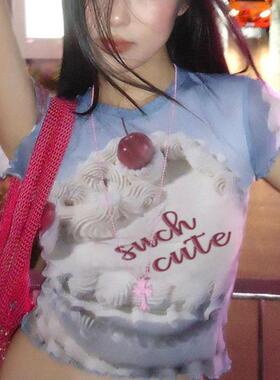 Round hot neck girl T-shirt sleeve wooden cake navel-baring