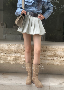 百搭显瘦高腰花朵型皮半身裙短裤 WANG原创2025秋季 时尚 韩版 新款