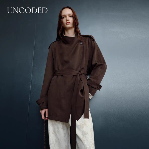 Uncoded26春咖/卡其色短款收腰大衣新款 配：肩袢、腰带KWLS2W207