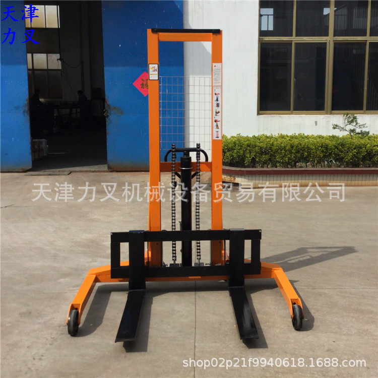 供应叉脚1.05米宽托盘堆高搬运车 3吨手动堆垛叉车 液压升降铲车