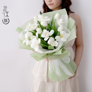 厦门同城花店直发速递手捧鲜花店花束配送生日订花送花送郁金香