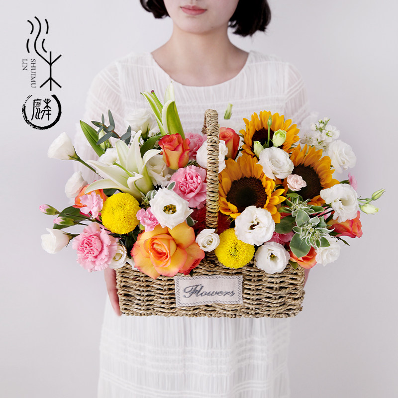 水木麟厦门鲜花同城花店速递手提花篮康乃馨玫瑰百合向日葵配送